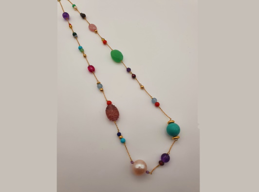 Collier perles multicolores