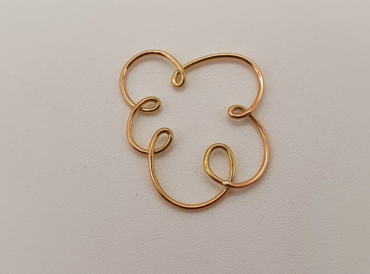 Pendentif nuage en or