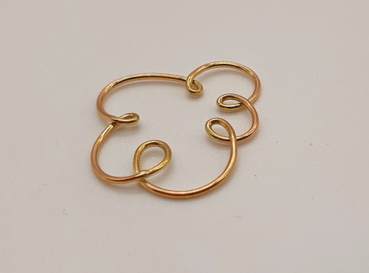 Pendentif nuage en or